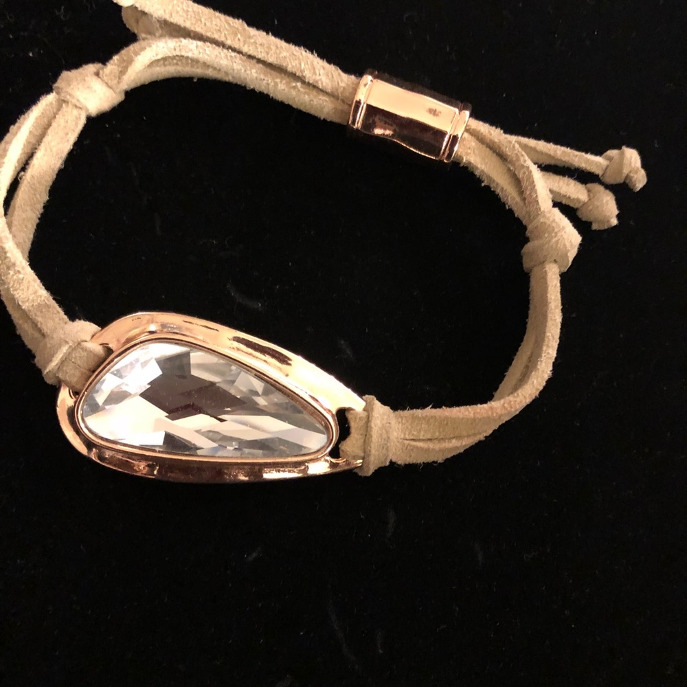 Bracelets - Picture 2 of 3